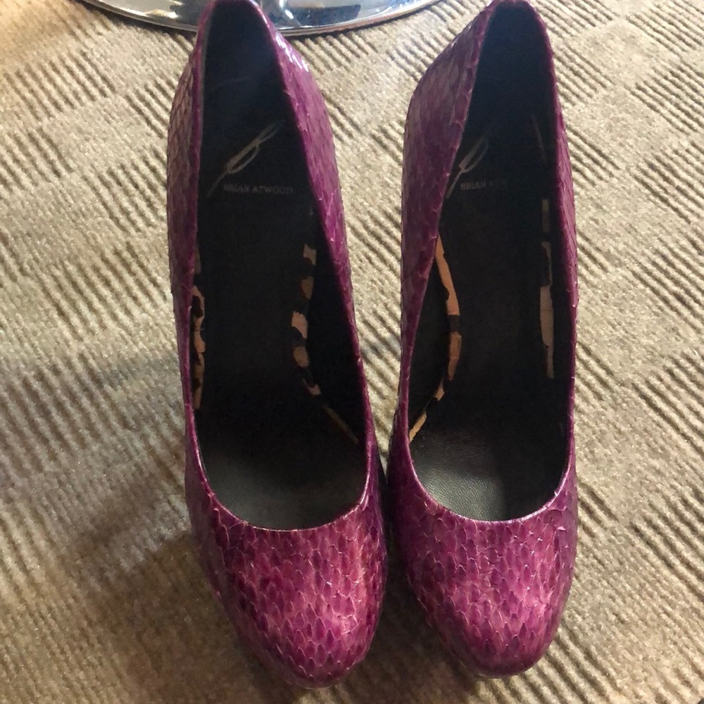 Brian Atwood Pumps Size 7